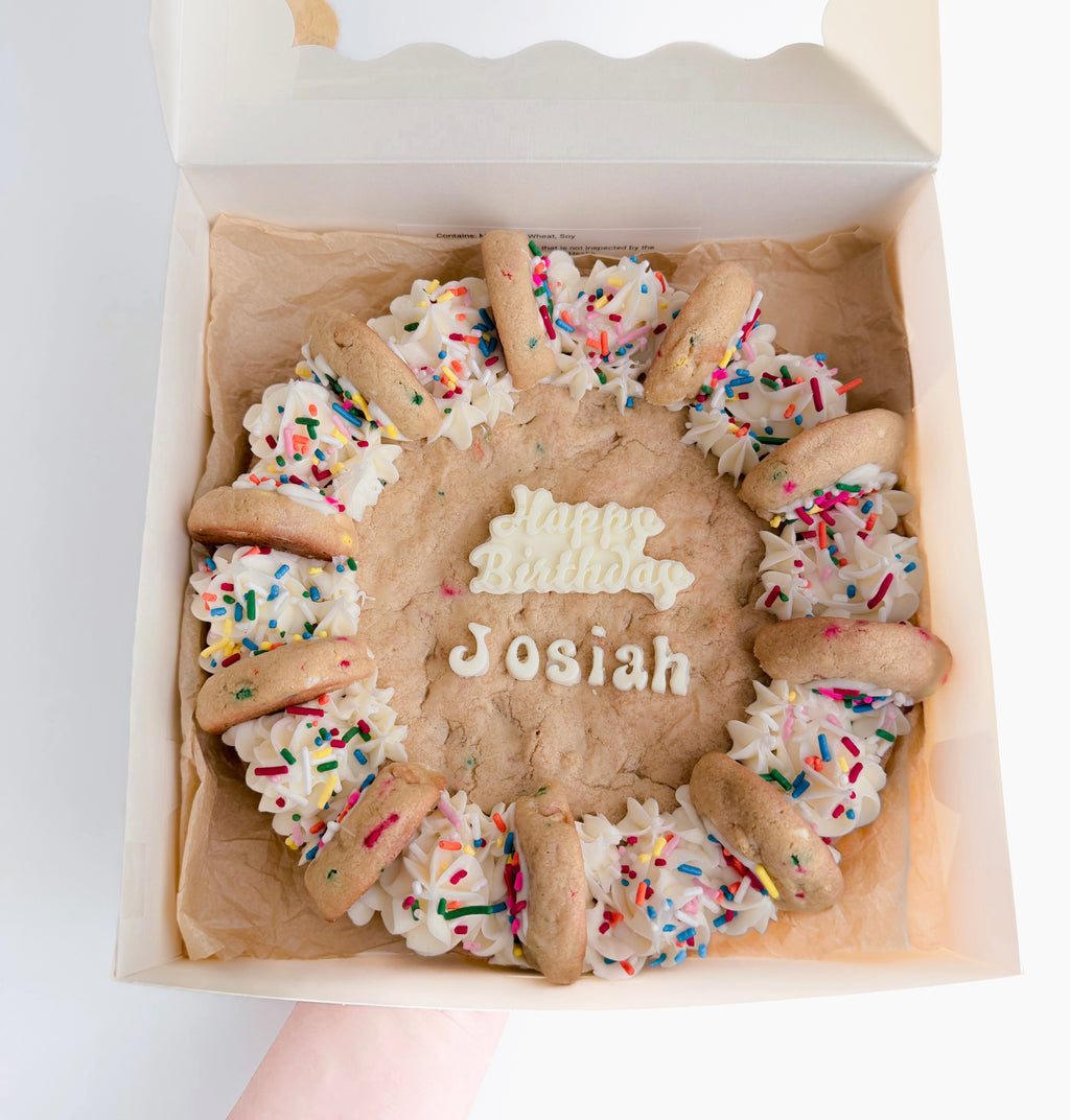 Munga Cookie Cakes